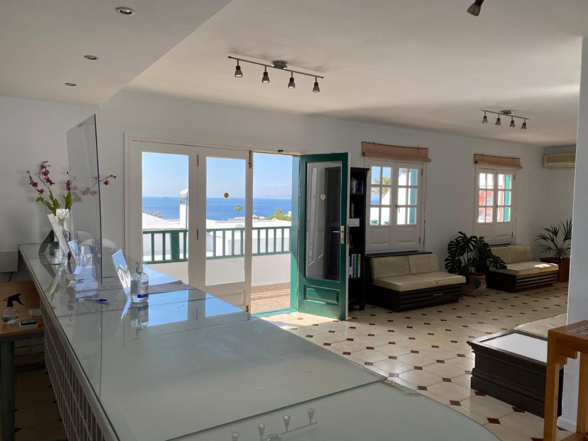 Apartamentos Los Pueblos Пуерто-дель-Кармен Екстер'єр фото
