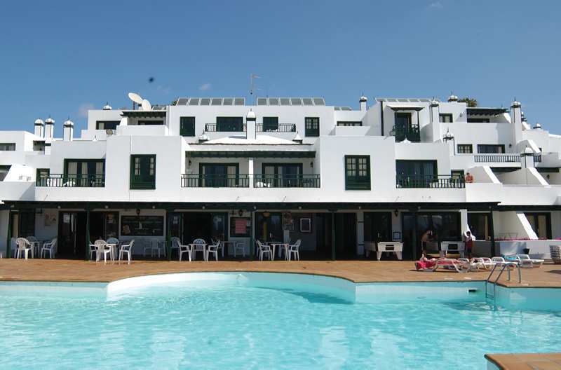 Apartamentos Los Pueblos Пуерто-дель-Кармен Екстер'єр фото